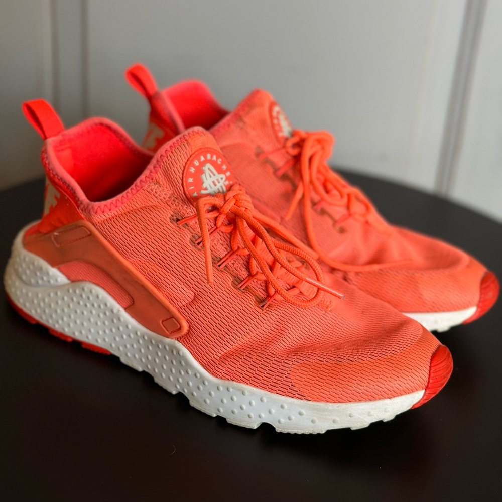 Nike Huarache Women’s Size 8